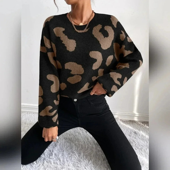 Drop Shoulder Fluffy Knit Sweater - Picture 4 of 7